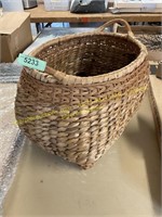 Weaved wooden basket