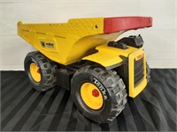 TONKA ' Walker Industries ' Kids Toy Truck