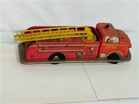Marx Tin Fire Truck 15 In Long Friction Drive