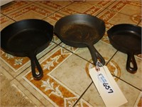 Iron Skillets Lot of 3 Wagner and Lodge