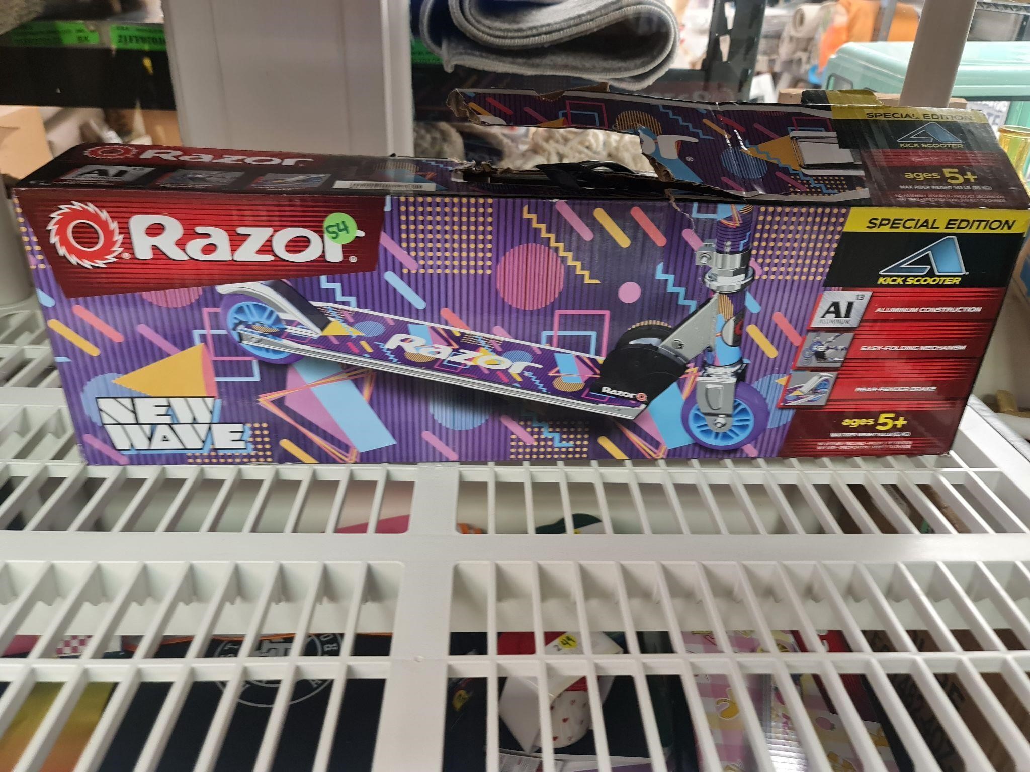 Razor new wave scooter