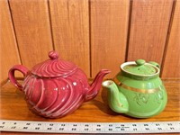 (2) vintage teapot Hall