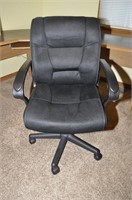 Black Adjustable Desk Chair