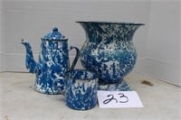 3 PIECES BLUE AND WHITE ENAMEL WARE