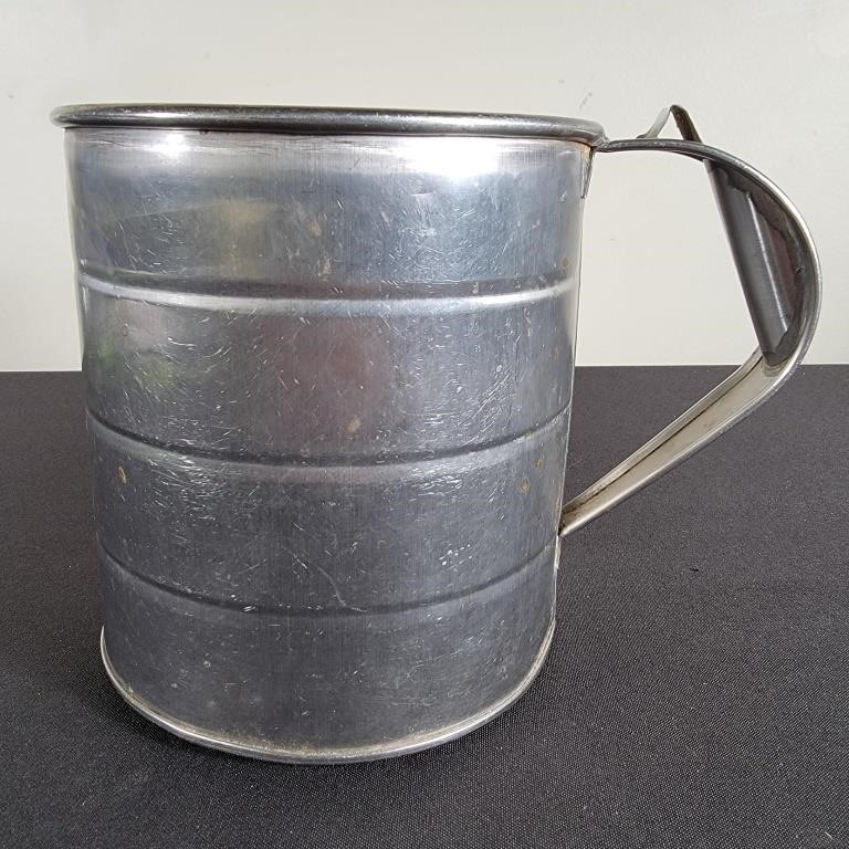 Aluminum Measuring Cup