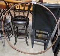 ANTIQUE CAST IRON WAGON WHEEL RING