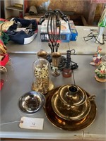TABLE LAMP,  BULOVA CLOCK AND OTHER BRASS DECOR