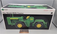 John Deere The Model 8020 Tractor  1/16 Scale