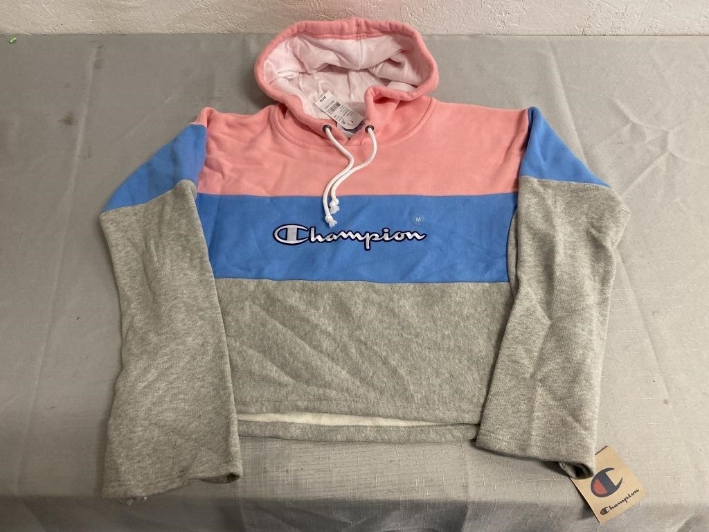 NWT Champion Hoodie Size Medium