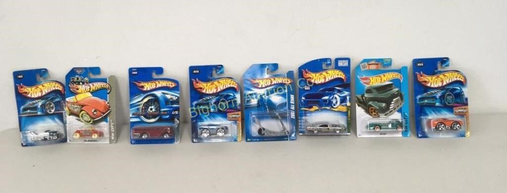 Hot Wheels Cars & School Bus, Scooter 8 Pc Lot