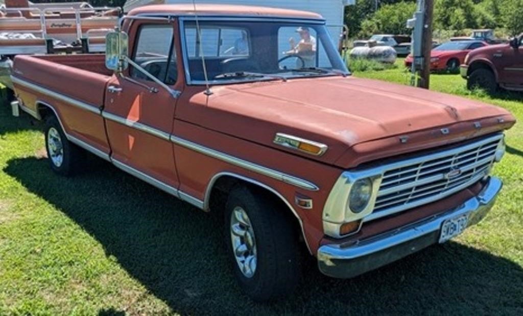 1968 FORD F-250 CAMPER SPECIAL