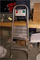 4' Step Ladder