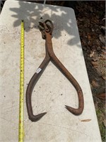 Vintage LARGE ice/ hay/ log tongs