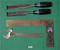 Lot: 2 Stanley #40 1" chisels; try square & wrench