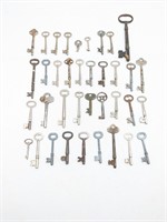 Large Lot of Assorted Skeleton Keys