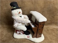 Holiday Animated Snowman 12" x 10"