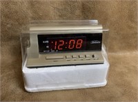 Vintage Sunbeam Alarm Clock 6" x 5.5"