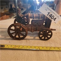Vintage Cast Iron Toy Tractor Ford / Fordson Farm