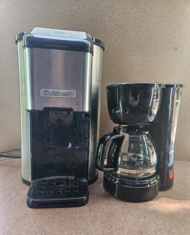 Cuisinart Coffee Machine w Built in Grinder - Plus