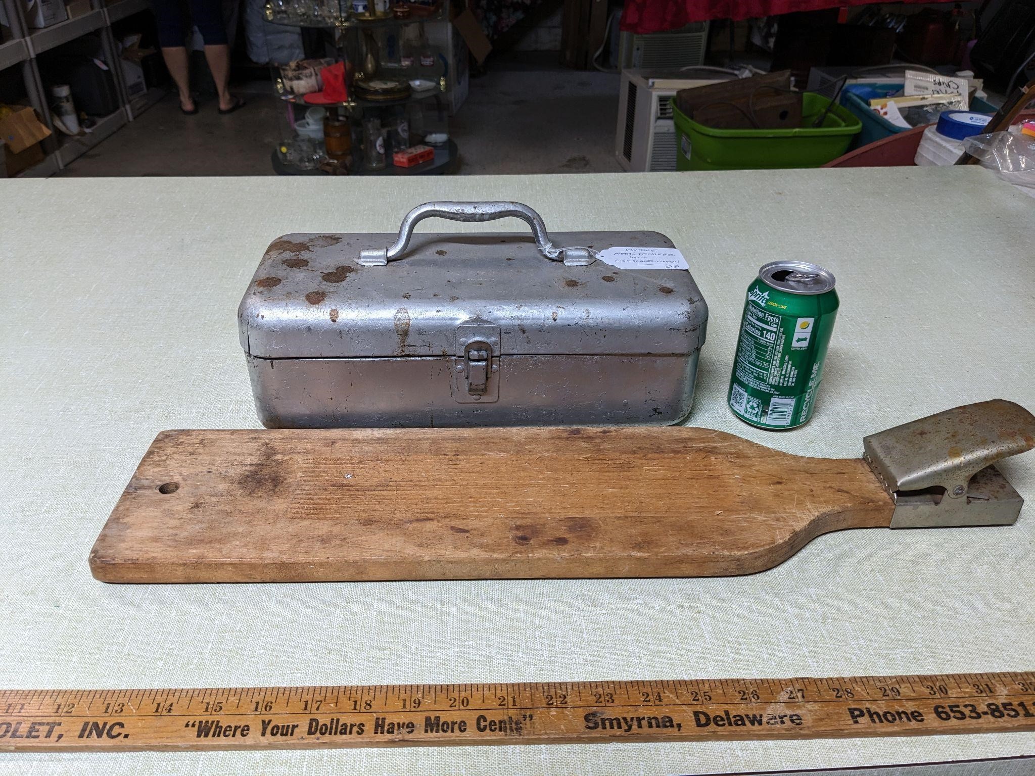 VTG Metal Tackle Box & Scaler Board