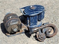 Antique Air Horn & Small Compressor Pump w/Motor