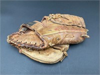 Vintage Leather Regent Catchers Mitt