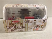 MELISSA & DOUG WOODEN ICE CREAM COUNTER