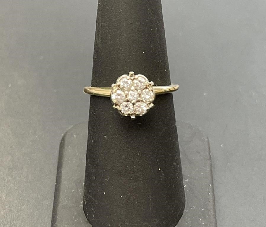 10 KT Vintage Diamond Cluster Ring