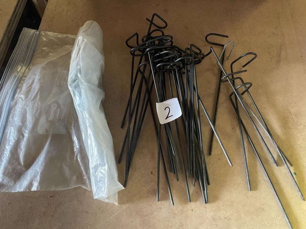 metal Christmas light stakes