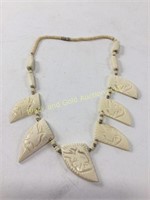 Bone ladies necklace with carving designs