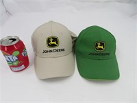 2 casquettes John Deere