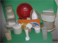 Large group of vintage Tupperware and plastic ware