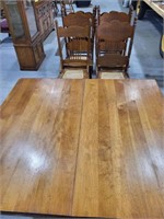Robbins oak table chairs with 4 leaves
