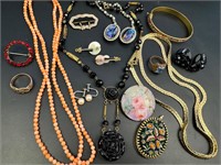 Vintage/antique jewelry lot