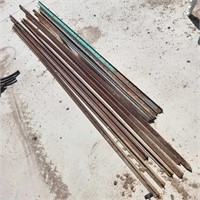 12- 6' & 7' T bar Stakes