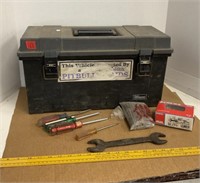 Master Mechanic Tool Box, Screws, Screwdrivers &