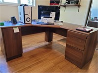 Corner Desk with Drawer File