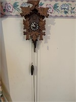 wooden leaf & loon W Germany cuckoo clock