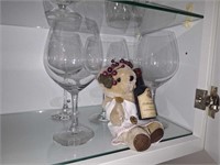 WINE GLASSES AND BEAR