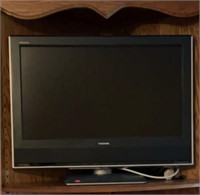 25" Toshiba flatscreen TV