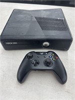 Xbox 360 w/ Controller (no cord)(smoke damage)