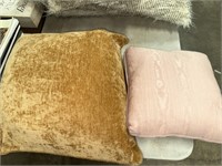 GOLD  AND PINK PILLOWS