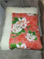 TWIN SIZE COMFORTER, RED/YELLOW/GRN FLORAL #1