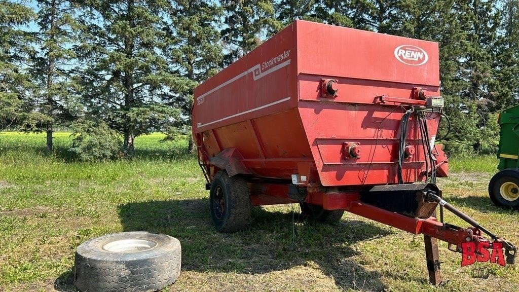 OFFSITE: Renn Stockmaster 3525 Feed Wagon