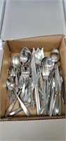 Box assorted silverware