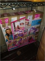 Play house Barbie