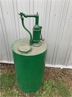 CP179A GREEN PAINT OIL DRUM WITH PUMP