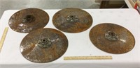 4 metal discs