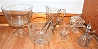 8 pc Glassware Lot