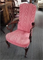 Formal Front Room Guest Chair 43h